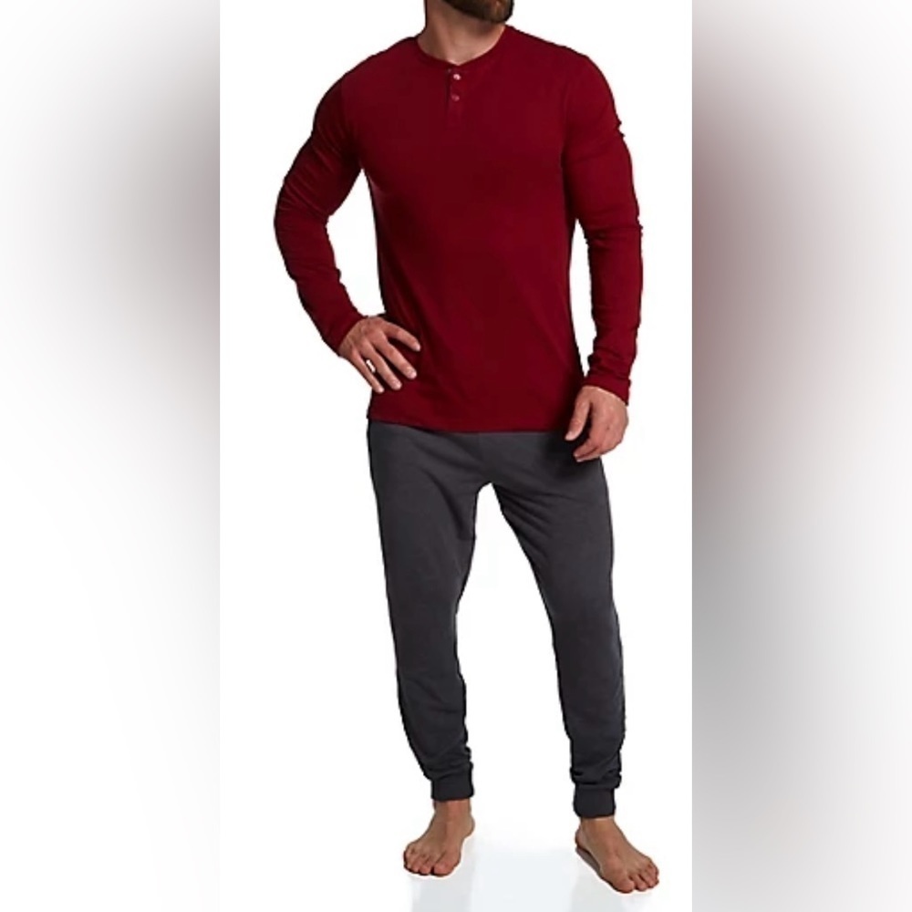 Kenneth Cole Men’s Holiday Long Sleeve
Henley and Jogger Lounge Set, NWT